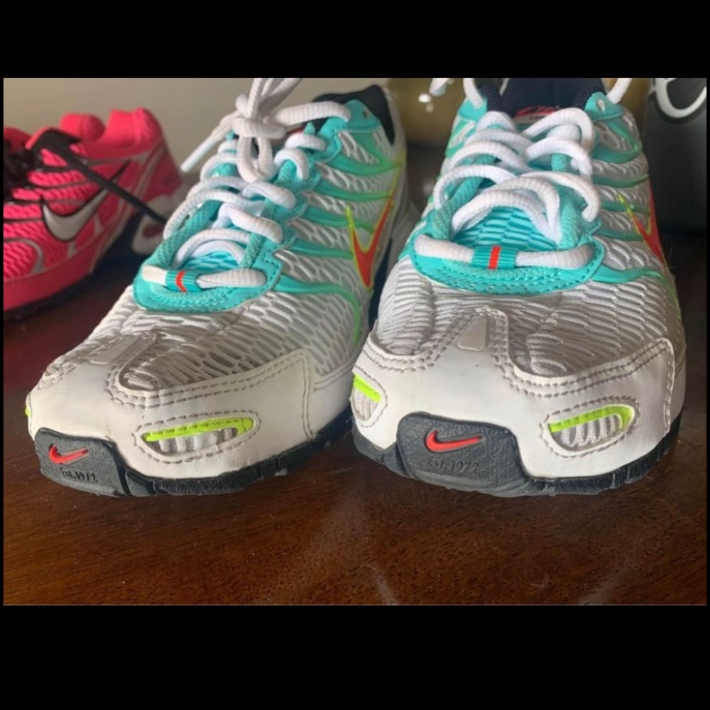 Nike Torch 4 size 6